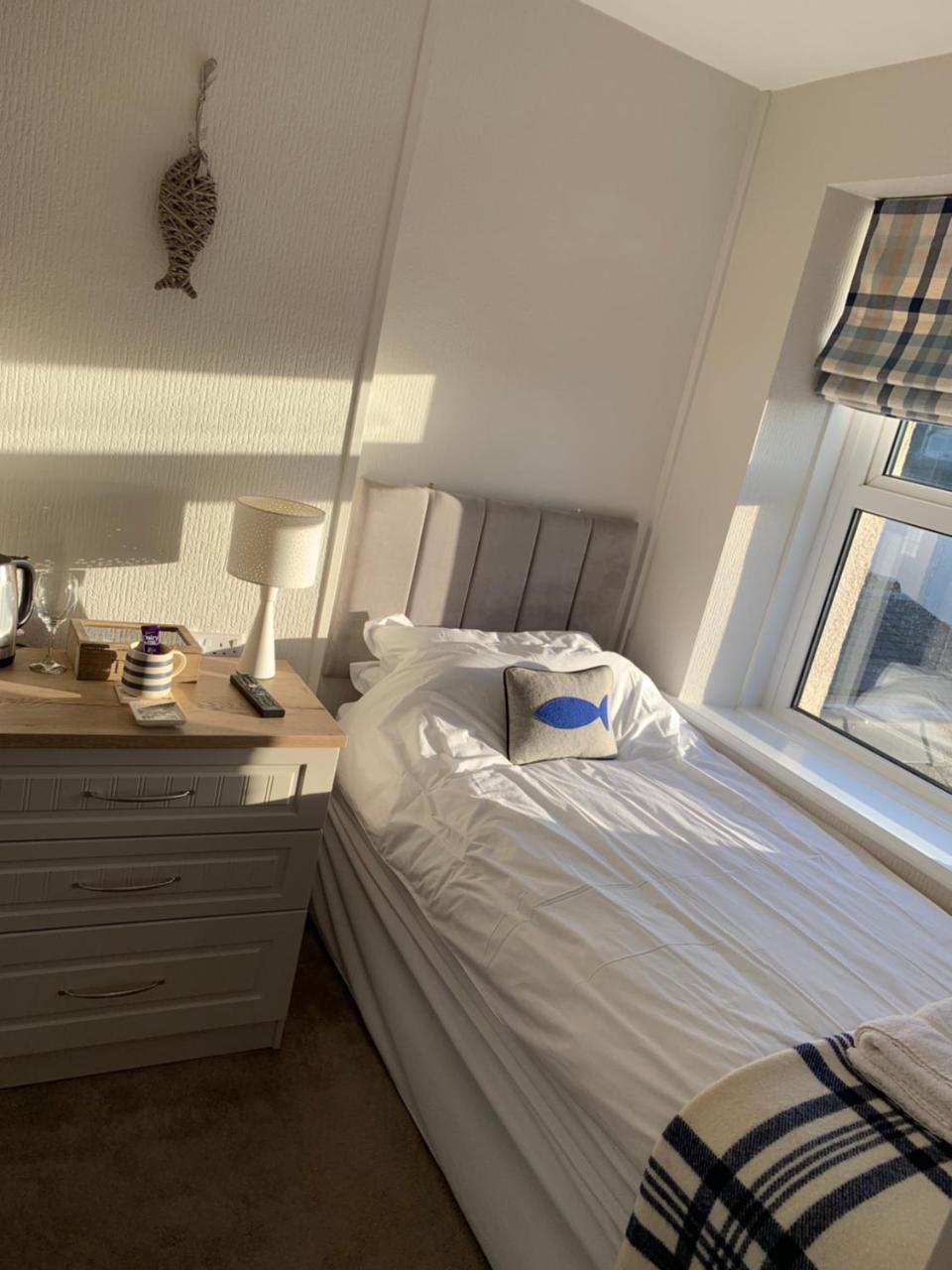 Sunrise Guest House بود المظهر الخارجي الصورة
